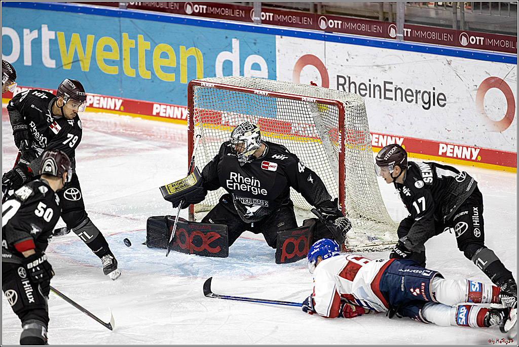 PENNY DEL;  Koelner Haie - Adler Mannheim; Koeln, 08.04.2021